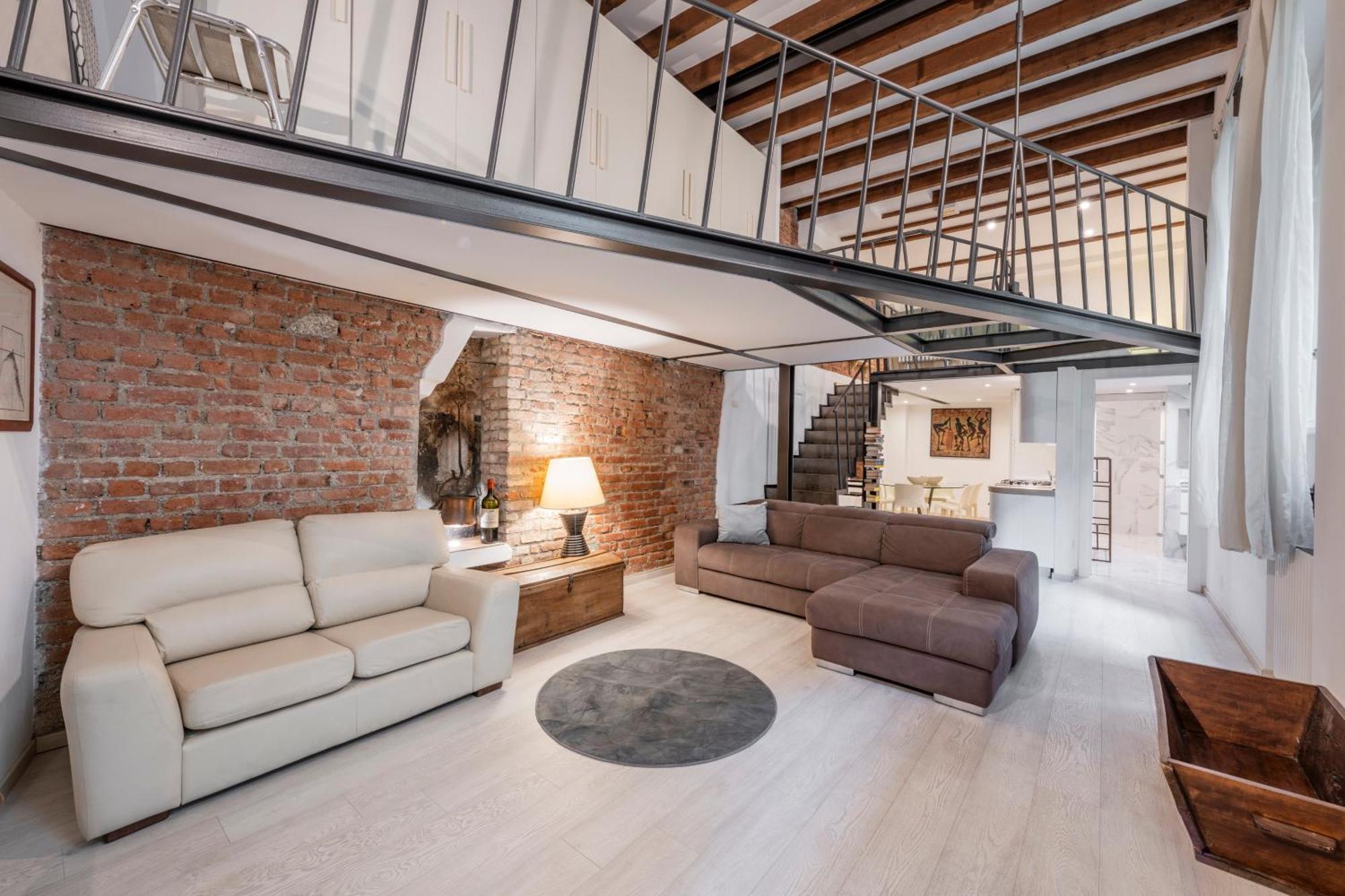 Loft Di Charme Nel Quartiere Isola - *